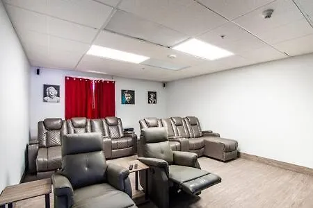 Vistas 201- Modern 1bd Great Location Apartment *